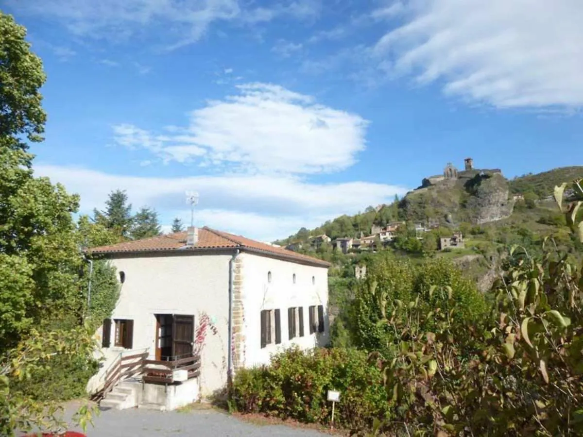 Holiday home Grande Maison Pour Familles Et Amis Pres Des Gorges De L'Allier - Fr-1-582-189 Villeneuve-d'Allier France